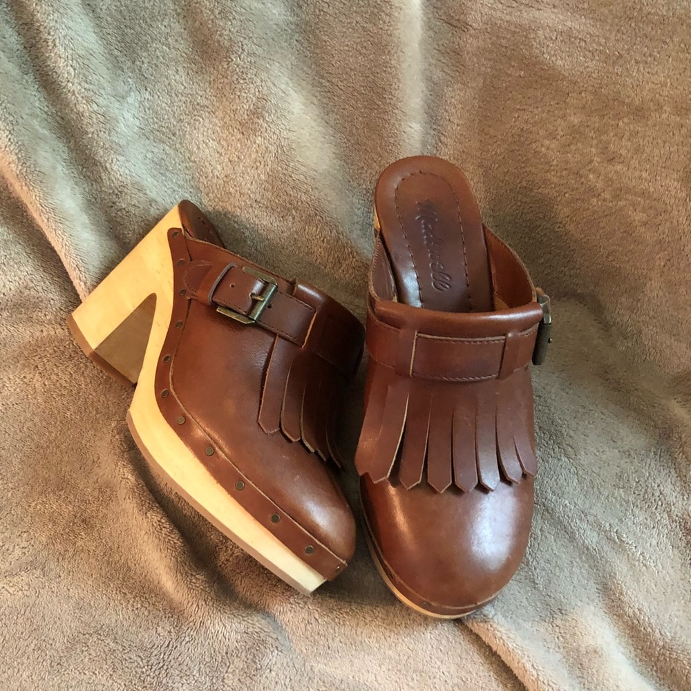 Adorable Madewell Clogs